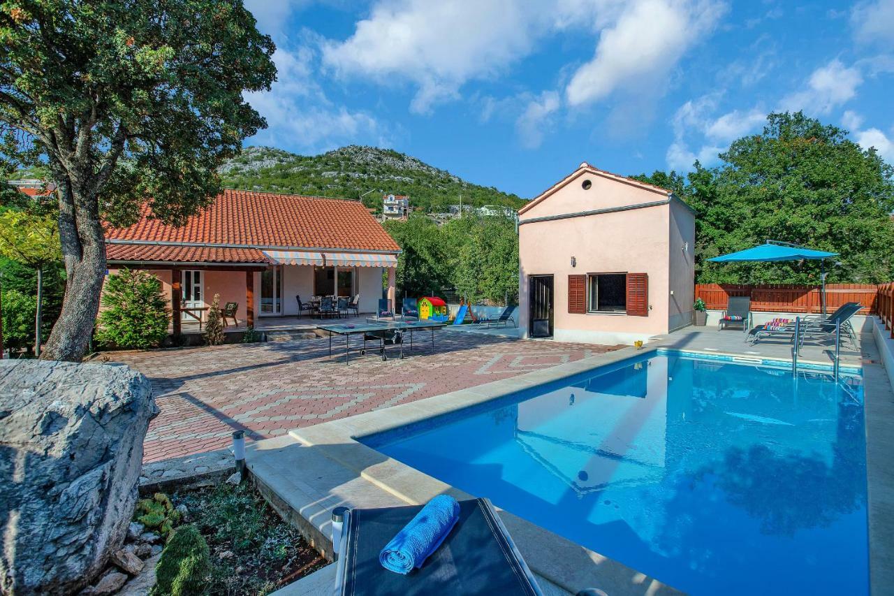 Villa Zvonimir Zagvozd Exteriör bild