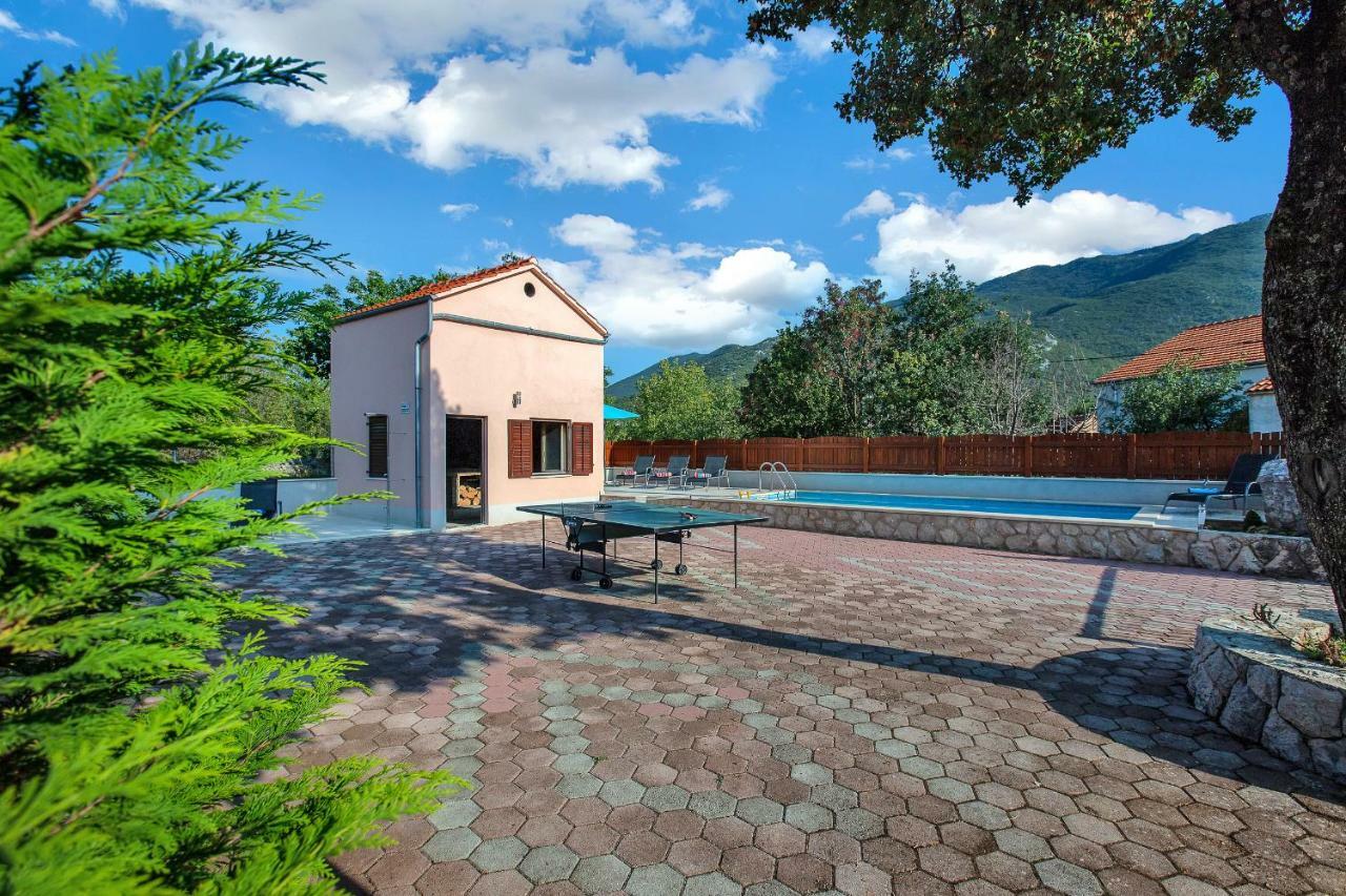Villa Zvonimir Zagvozd Exteriör bild