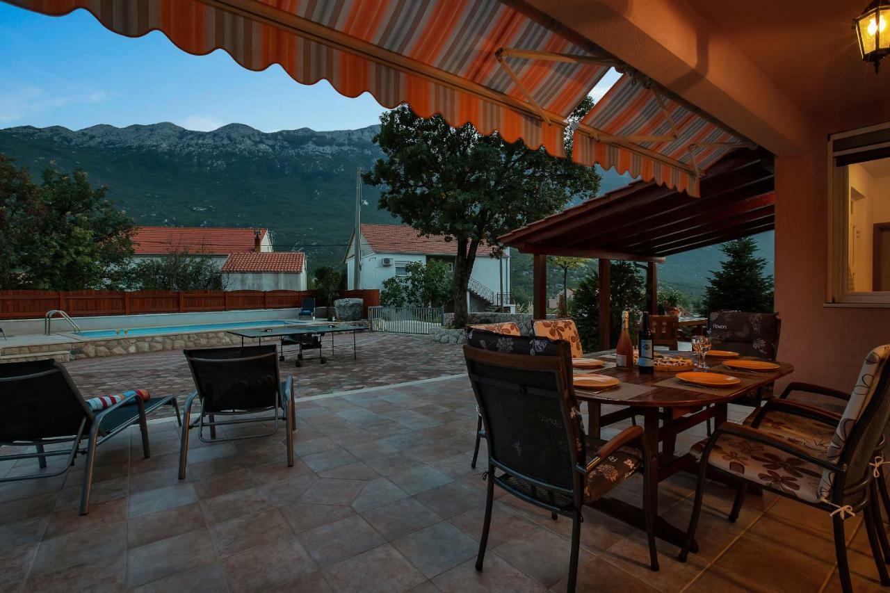 Villa Zvonimir Zagvozd Exteriör bild